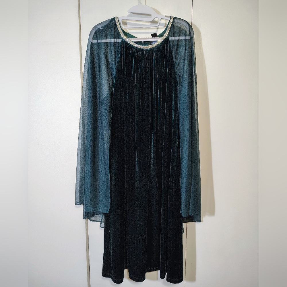 R&M Richards Green Velvet Cape Dress